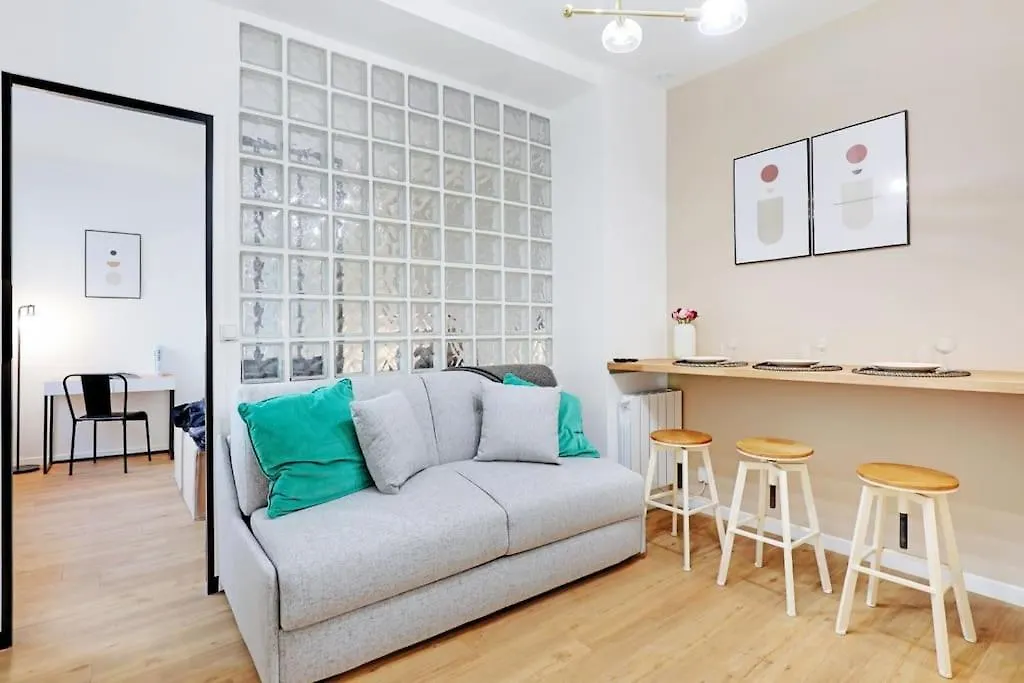 Charming Appartements For 4 People - Le Marais-1